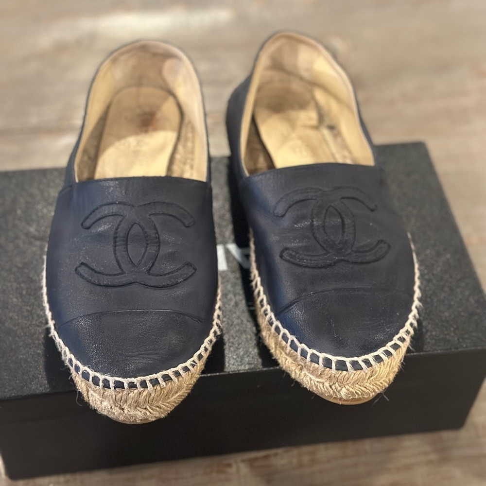 Chanel espadrilles lambskim Navy